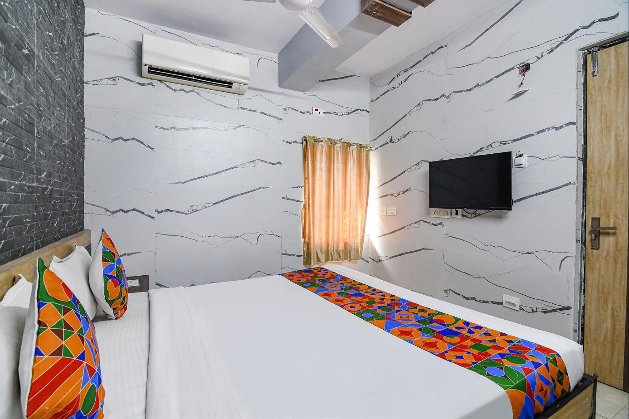 Hotel Fabexpress Subh Residency Santragachi Exterior foto